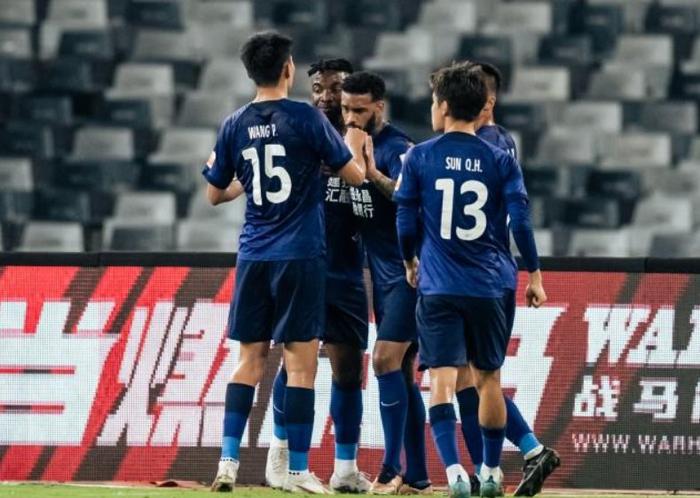 关于深圳队成为本场最大亮点，亚冠瞬间破防，进球的信息