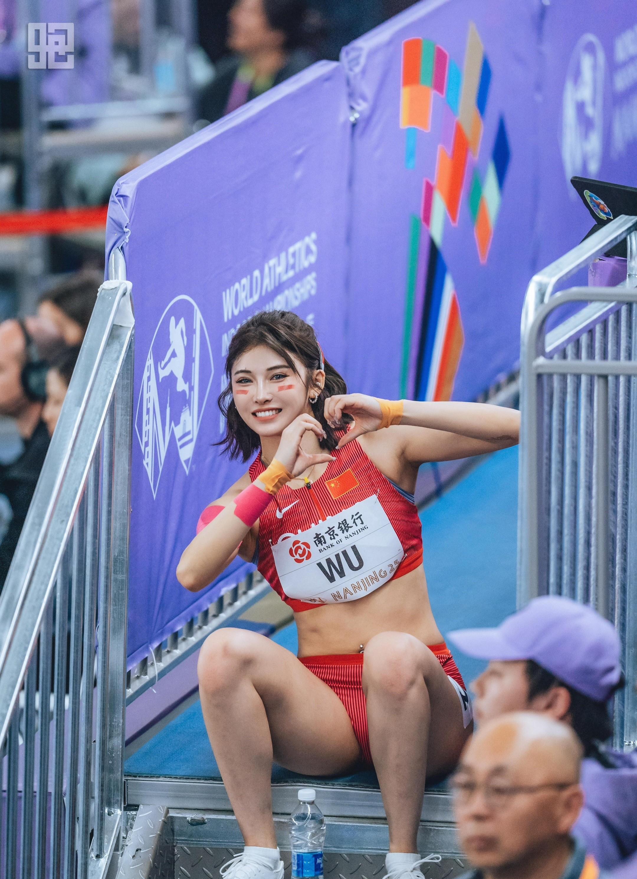 米兰体育入口-关于体育比赛中尽显风采，女选手崭露头角的信息