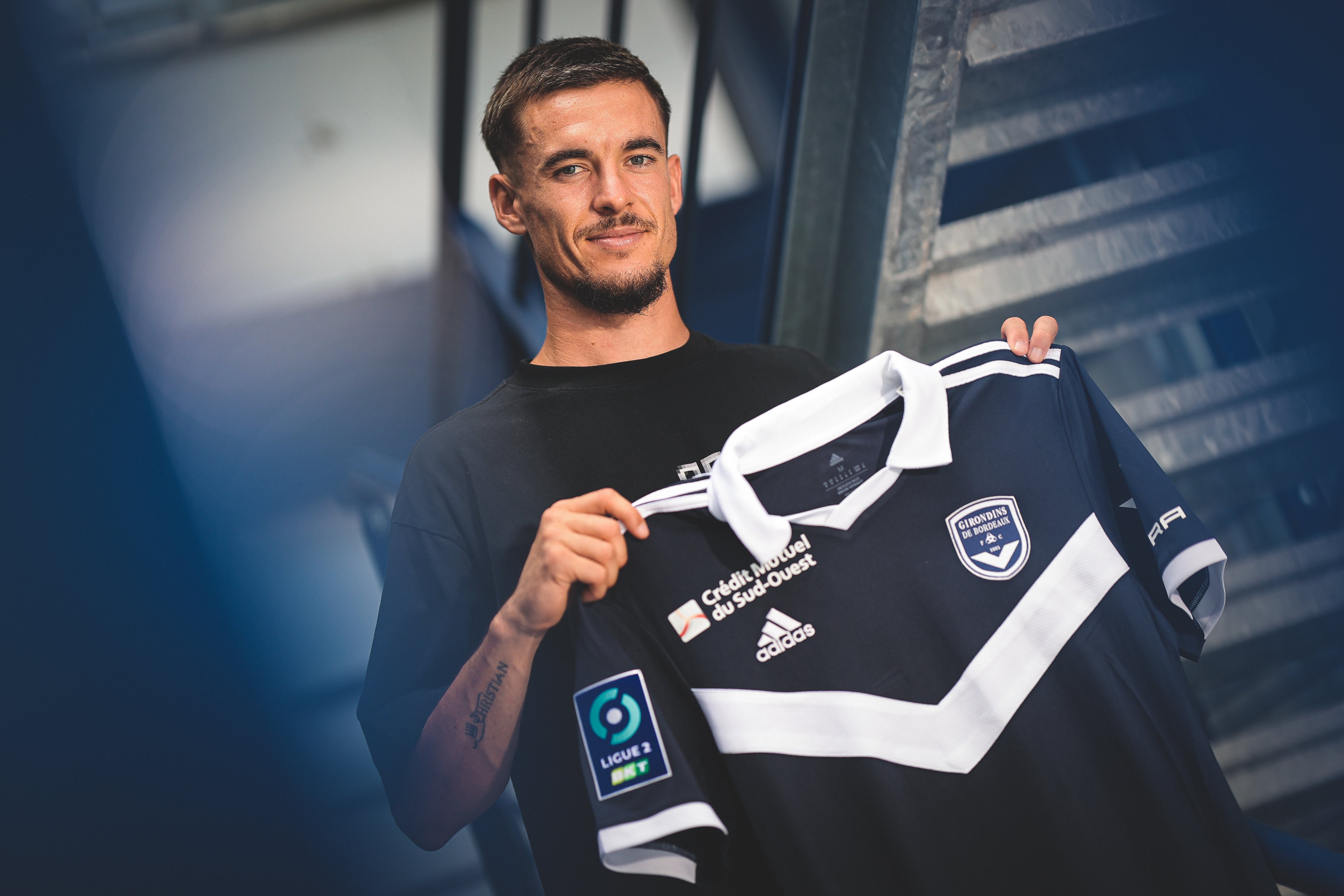 波尔多队在法国联赛中终结对手