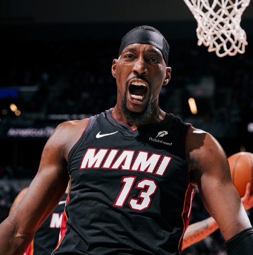 热火险胜公牛，巴特勒压哨绝杀的简单介绍