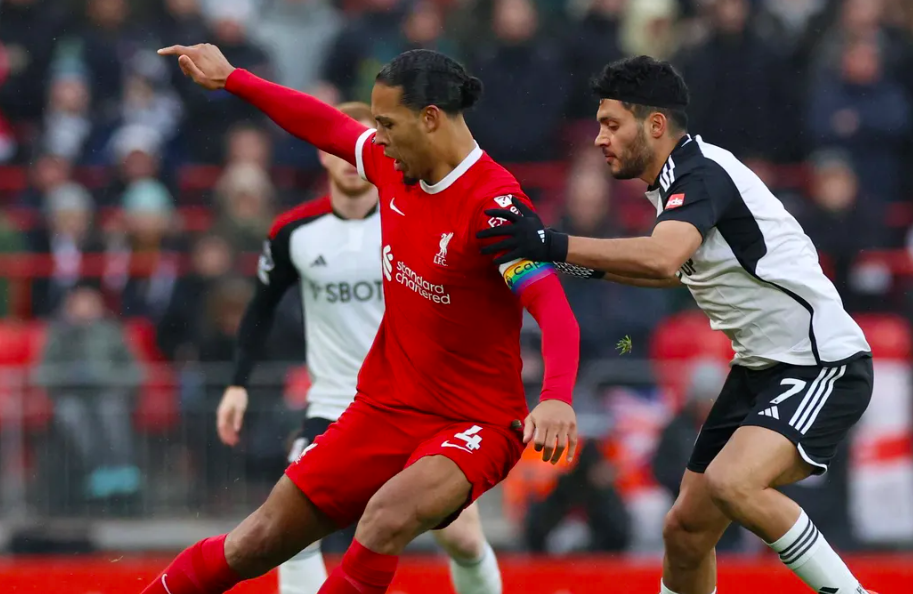 曼城逆转晋级，神奇机会降临的简单介绍